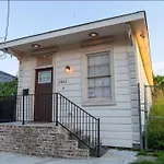 Cozy Place In The Treme Midcity Area