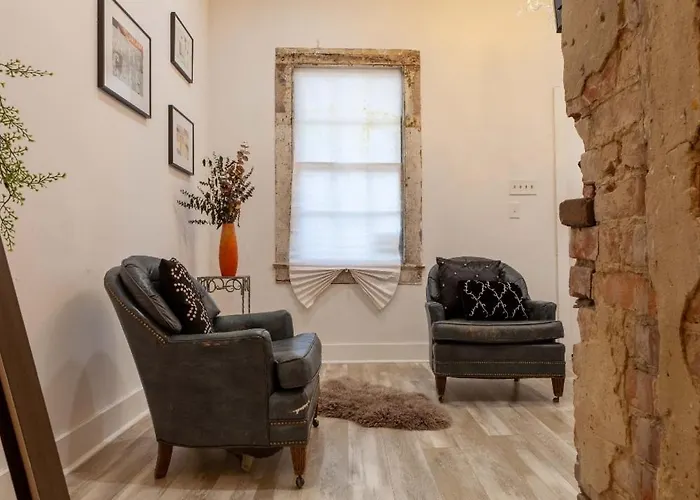 Cozy Place In The Treme Midcity Area